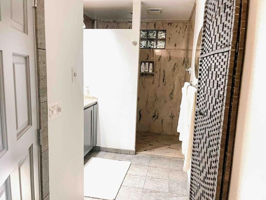 *Entertainment Villa* 5Min To Strip Optional Heated Pool Jacuzzi! 拉斯维加斯 外观 照片
